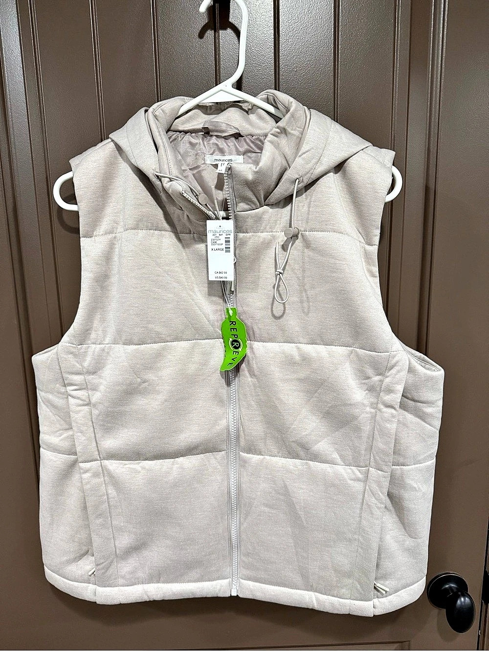 Maurices Hooded Quilted Vest in Beige Size XL NWT